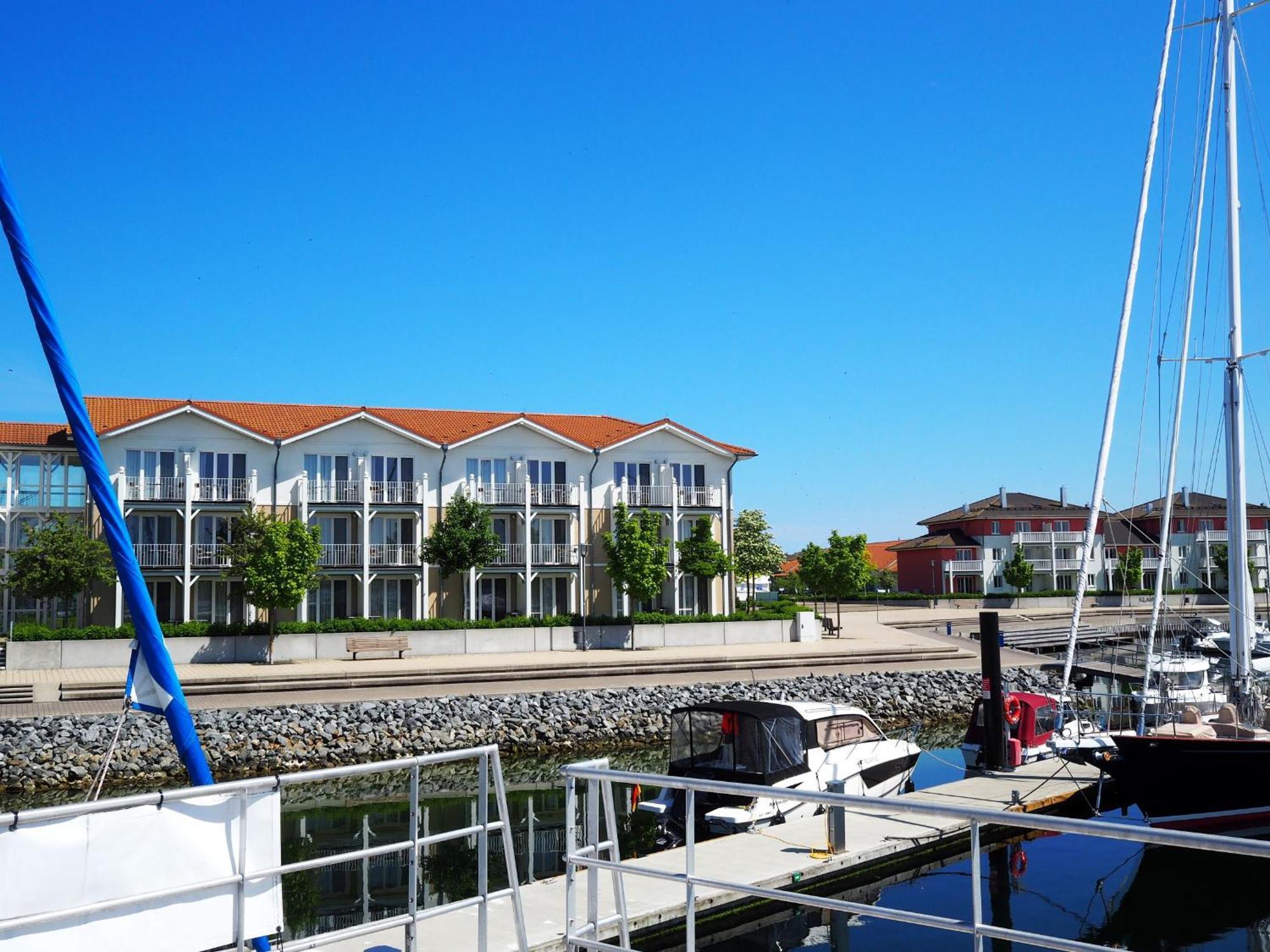 Ostsee Hausboot Boltenhagen - Hausboot Lp1 Exterior photo